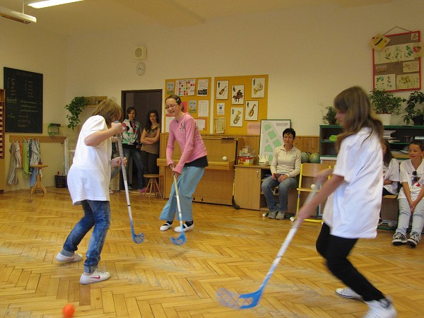 Sportovní den 1. - 6. ročníku (01.06.2012)