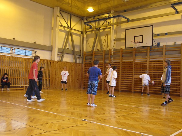 Sportovní den 1. - 6. ročníku (01.06.2012)