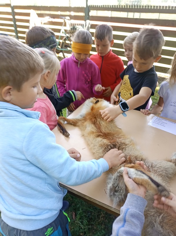 Přírodovědná stezka a den s hasiči 1. roč. (29.09.2023)