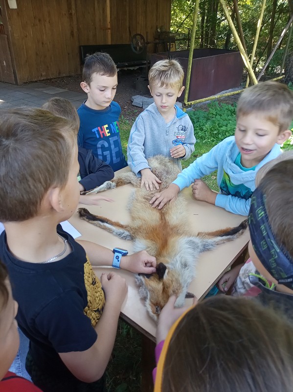 Přírodovědná stezka a den s hasiči 1. roč. (29.09.2023)